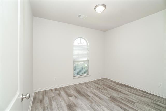 Building Photo - 349 Lead Creek Dr