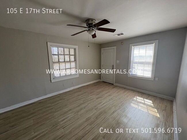 Building Photo - 105A E. 17th Street | 2 Bedrooms | 1 Bathroom