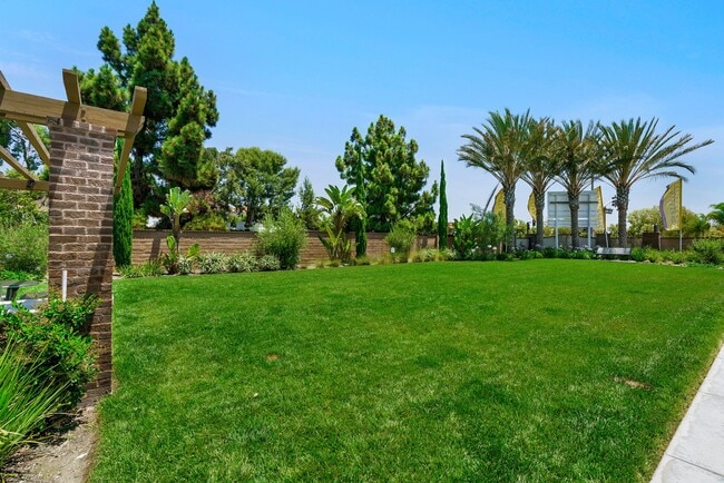 Building Photo - 4 bedroom - Pacific Ridge in Oceanside