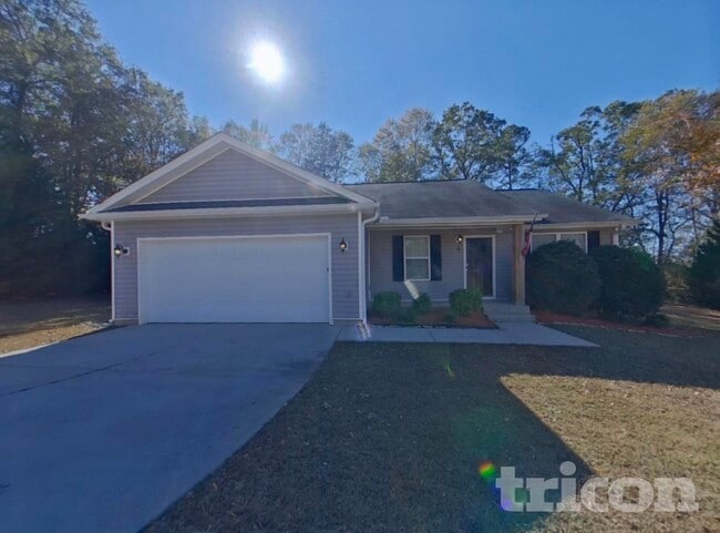 Building Photo - Ready To Move Now In Alderwood Ct.