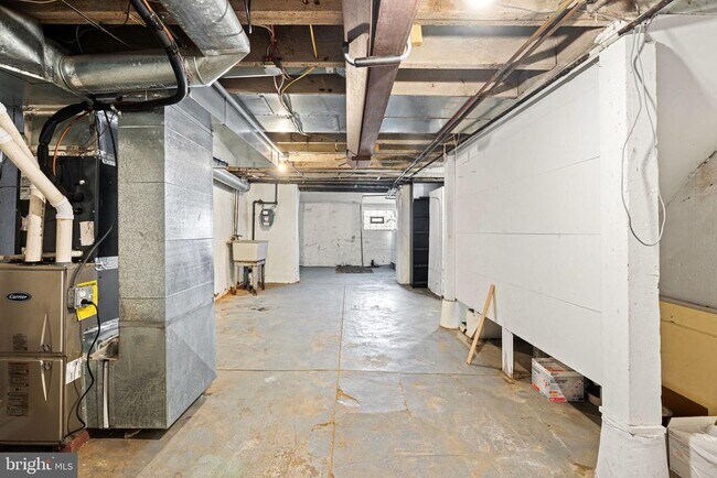 Building Photo - 871 N 22nd St
