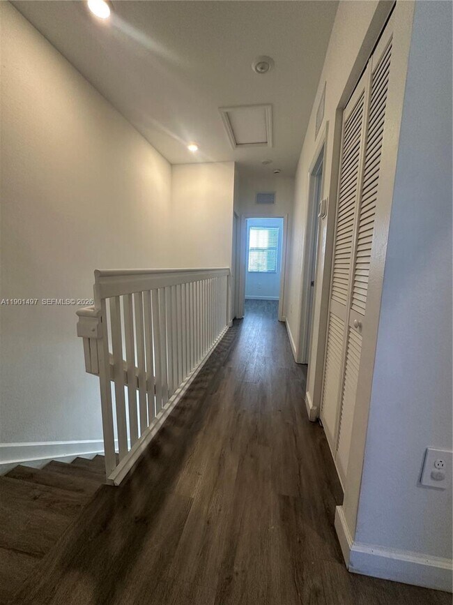 Building Photo - 11767 SW 246 Terrace