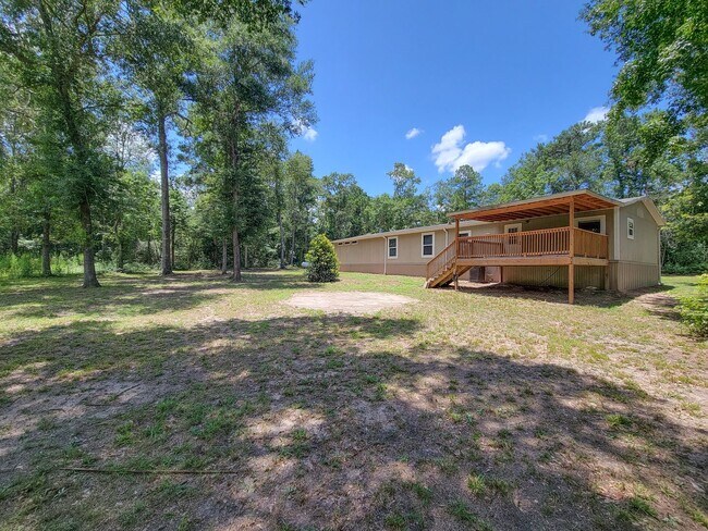 Building Photo - Cozy and Adorable home 4 bedroom 2 bath ho...