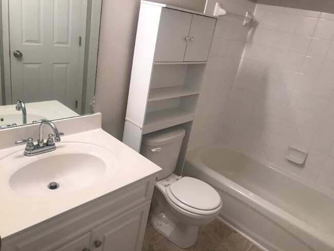 Building Photo - 364 Normandy Cir