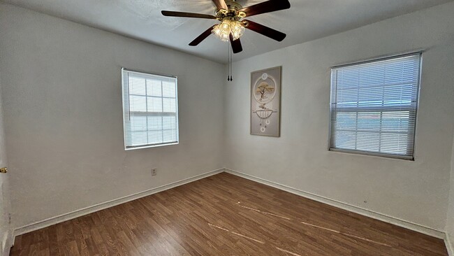 Building Photo - 7748 Veracruz Ave