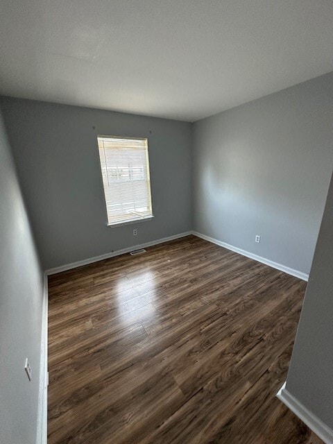 Room #2 - 218 Highland Blvd