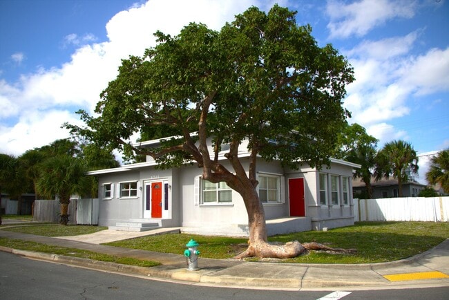 Building Photo - 5701 N Flagler Dr