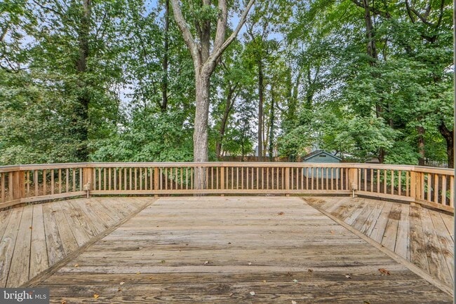 Building Photo - 6361 Woodland Ridge Ct