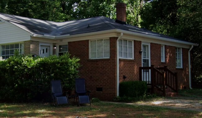 Building Photo - 1301 Richmond Pl