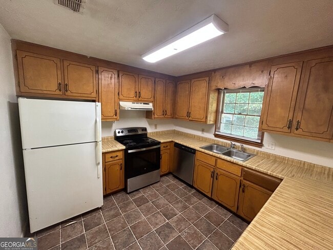 Building Photo - 415 Lexington Heights
