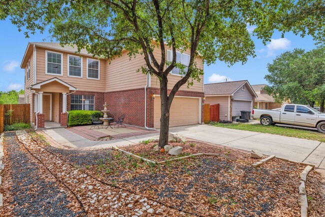 Building Photo - Stylish 3-Bedroom Home with Expansive Pati...