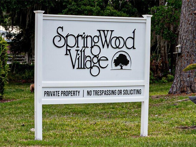 Building Photo - 1567 SE 27th St