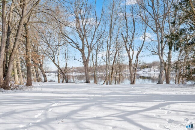 Building Photo - 78 Landing Cir