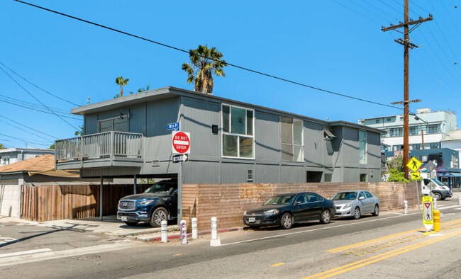 Building Photo - 40 18th Ave