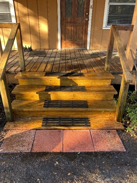 Building Photo - 832 E Keysville Rd