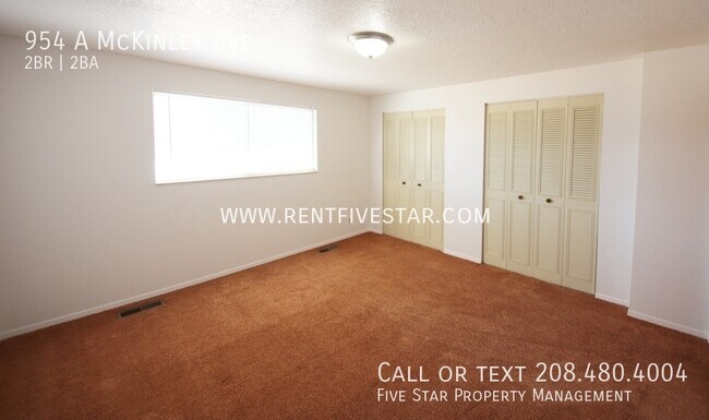 Building Photo - 954 A McKinley Ave