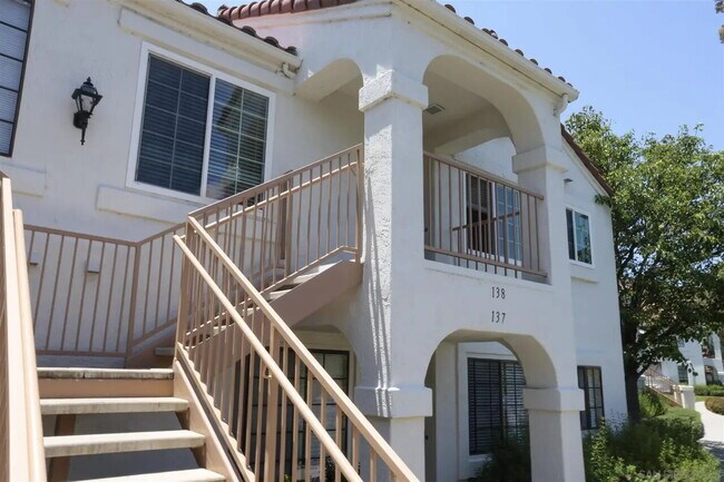Building Photo - Inviting Rancho Peñasquitos Condo with Poo...