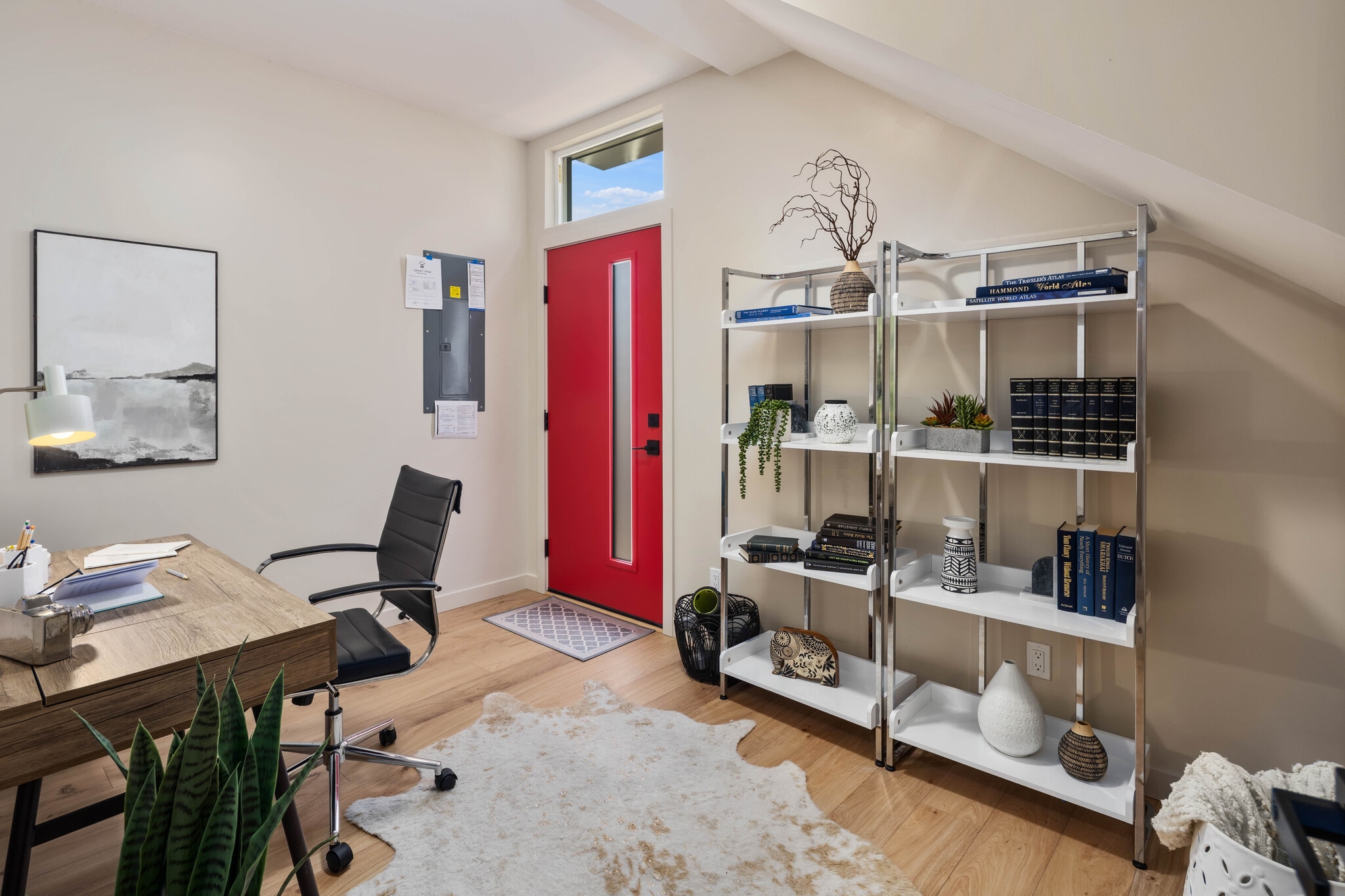 Flex space (office, yoga studio, 4th bedroom, music room, media room, storage, whatever you want!) - 10120 NE 185th St