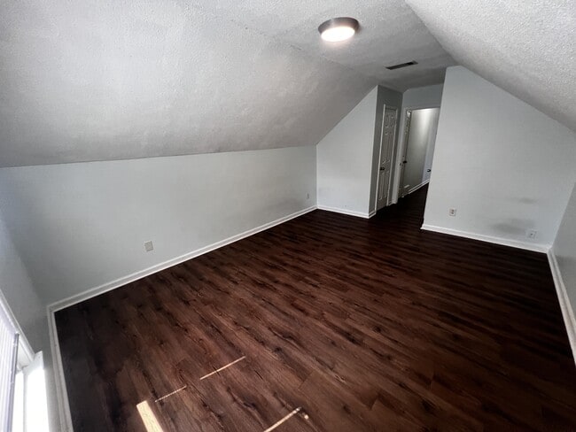 Building Photo - 8282 Linkwood Ln
