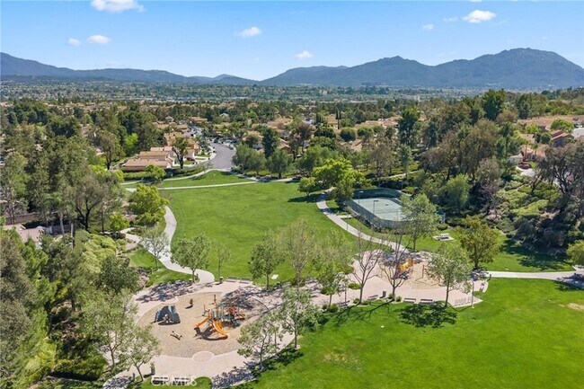 Building Photo - 43540 Corte Benisa