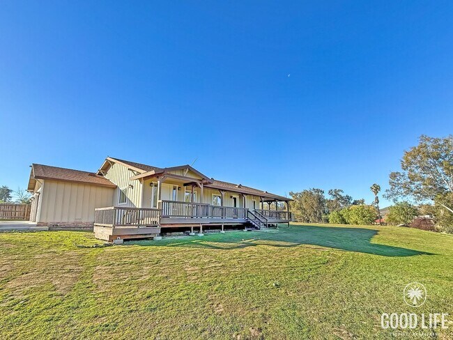 Building Photo - Updated 4BD/3.5BA Rental With 3-Car Garage in Menifee