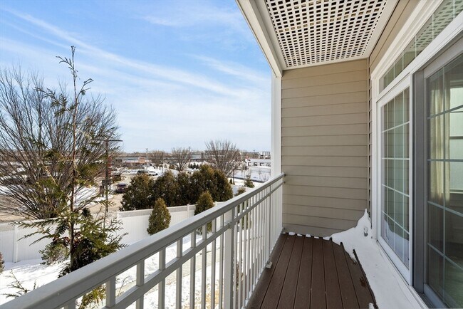 Building Photo - 320 Middlesex Ave