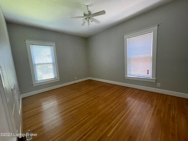 Building Photo - 2177 Baringer Ave