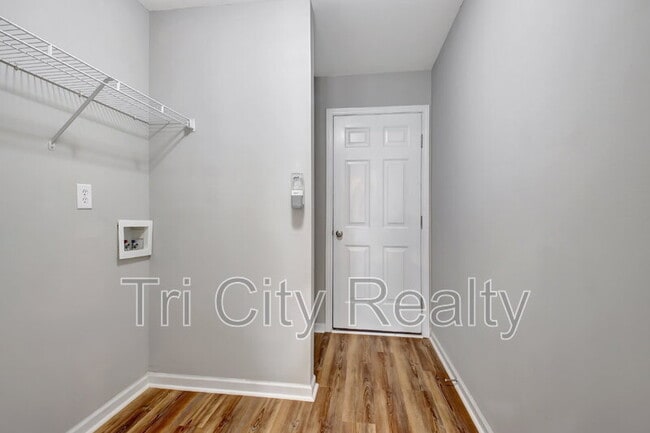 Building Photo - 342 Hunterian Pl