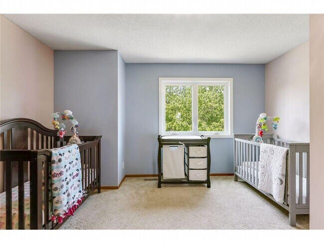 Building Photo - 3317 Oxford Alcove