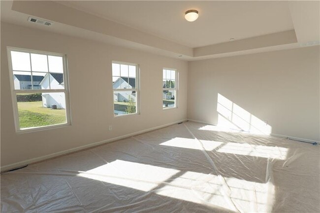 Building Photo - 530 River Run Dr