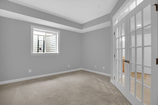 Building Photo - 8638 Westford Rd