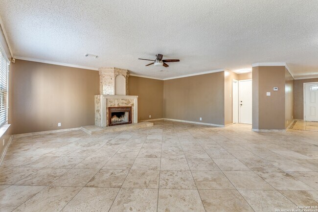 Building Photo - 9631 Hillside Trail