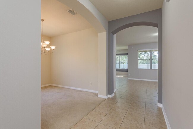 Building Photo - 4515 Fieldview Cir