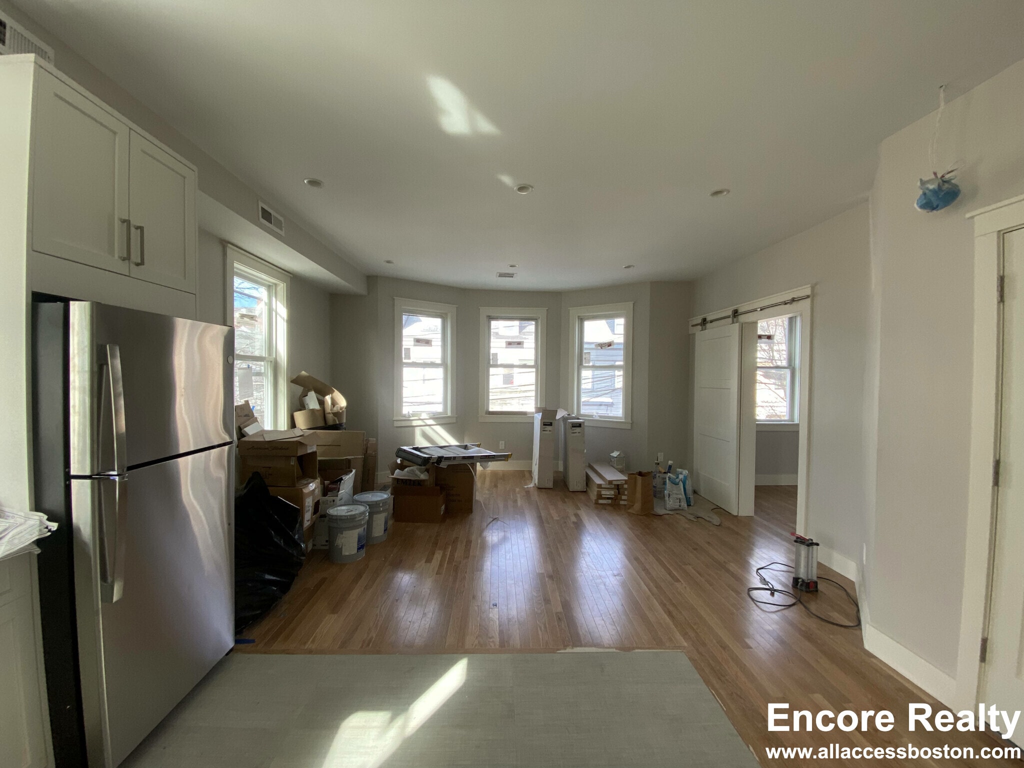 Building Photo - 70 Spring St