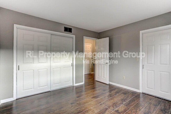 Building Photo - 4714 Merrifield Pl
