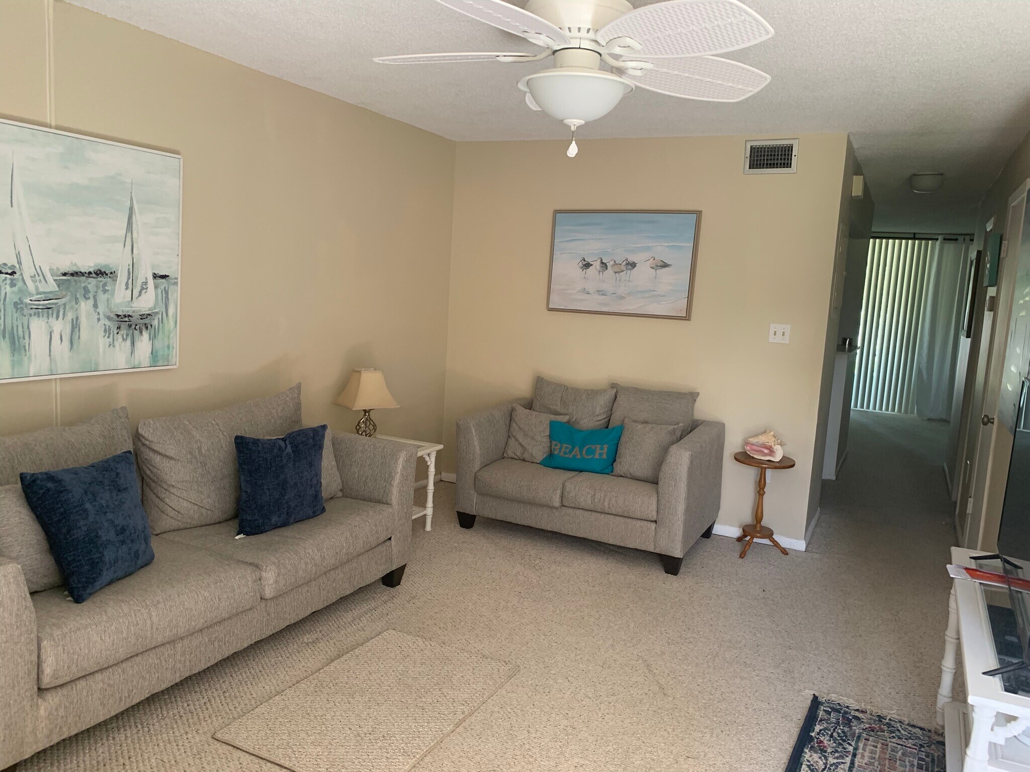 Living Room - 5500 Ocean Shore Blvd