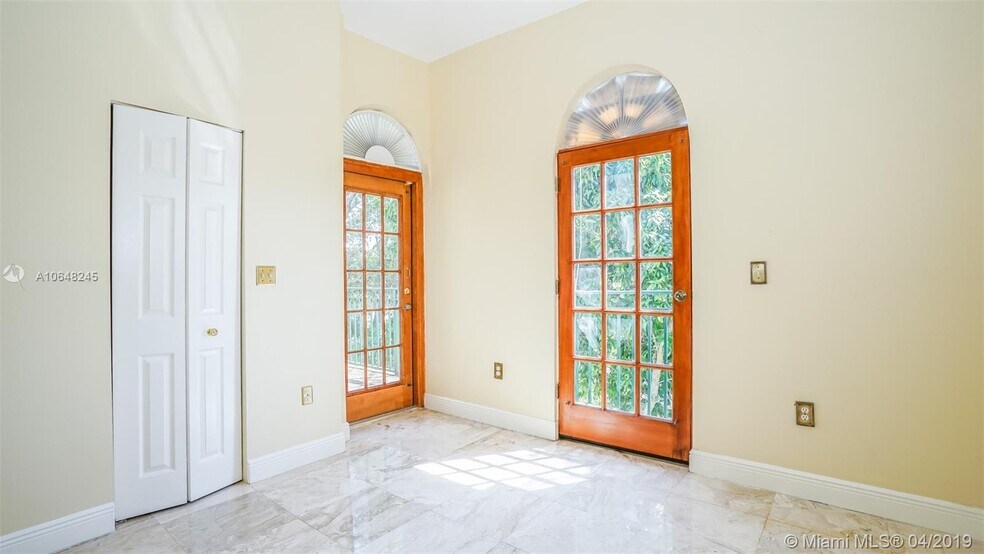 Building Photo - 3356 Bird Ave