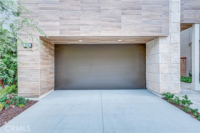 Building Photo - 26296 Paseo Sillin