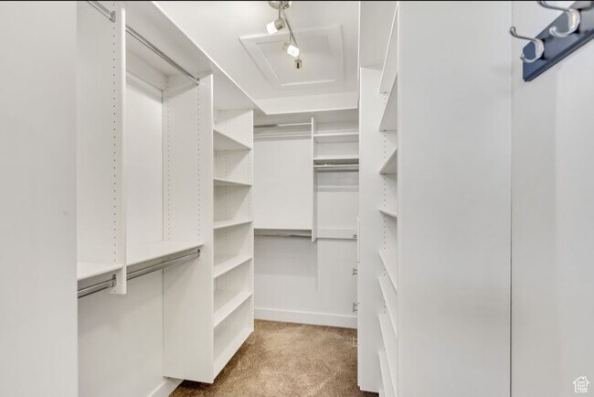 Building Photo - 5252 W Armada Way
