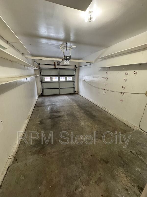 Building Photo - 118 Scotland Rd