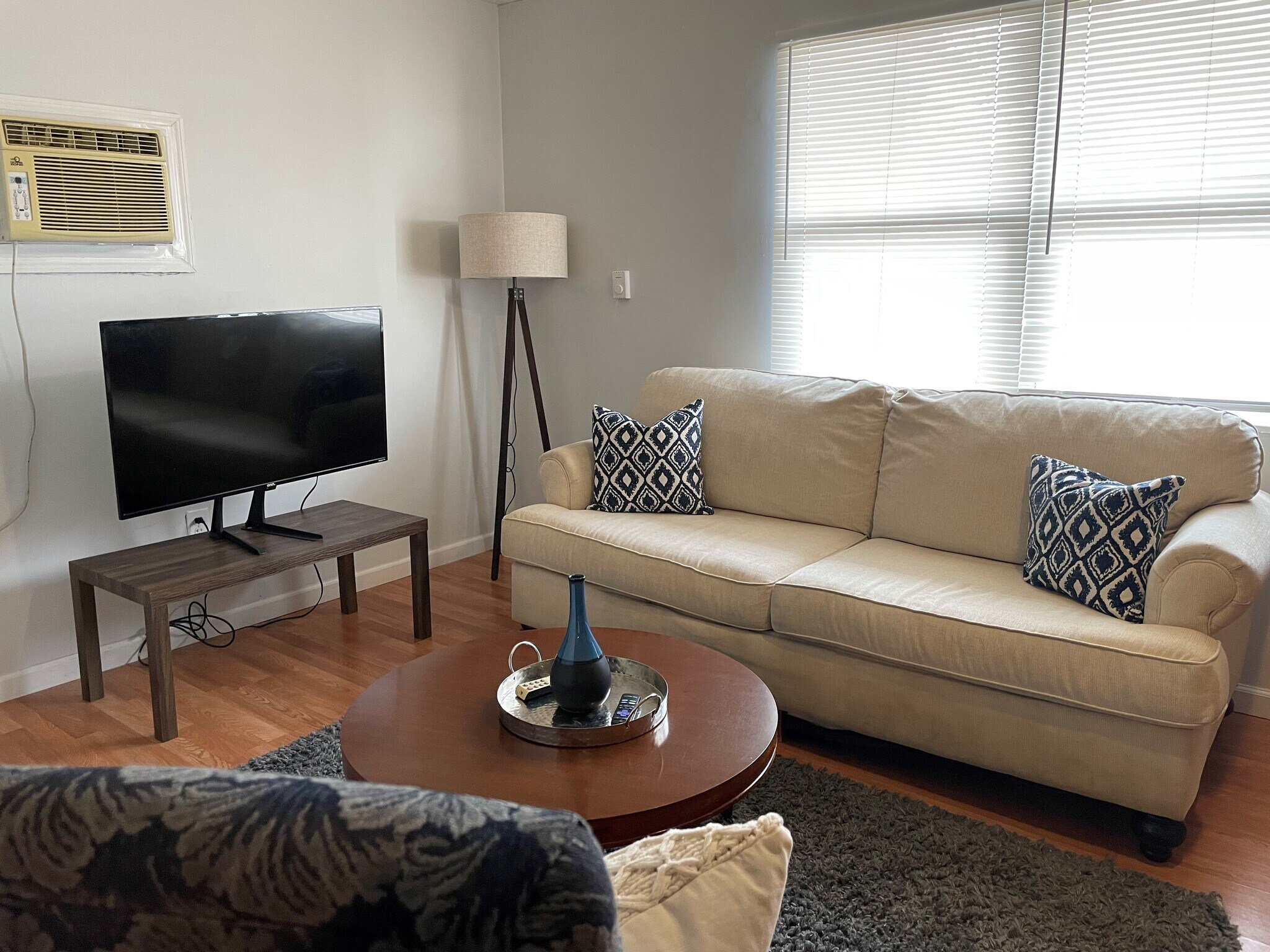 Building Photo - 1206 17th St