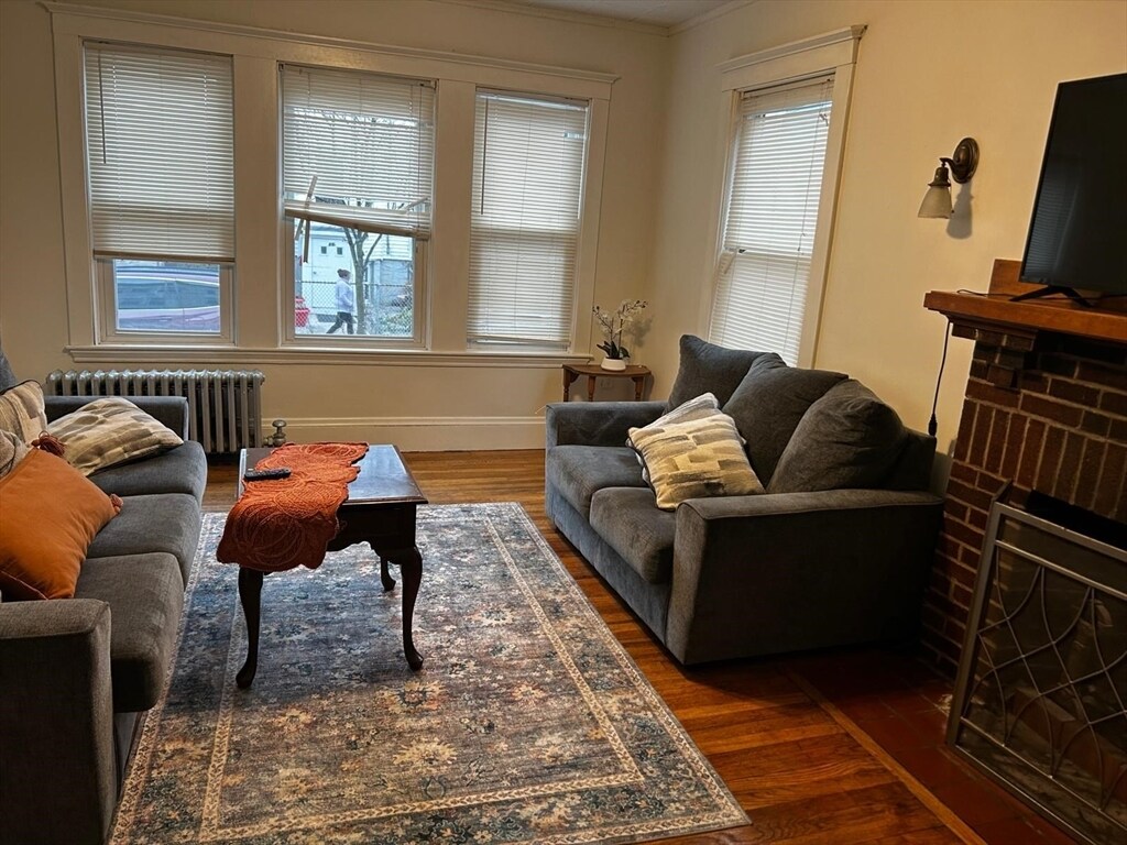 Building Photo - 56 Pinckney St