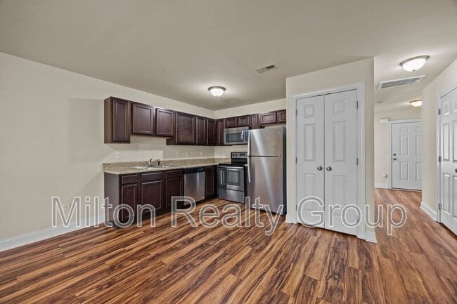 Building Photo - 22 River Stancil Dr