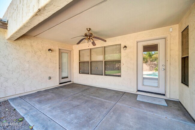 Building Photo - 6434 W Kristal Way