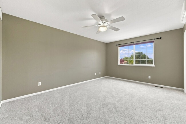 Building Photo - $2,845.95, 6-bed, 3.5-bath located in Colorado Springs with a fenced backyard.