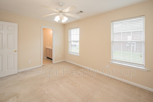 Building Photo - 6000 Aldersbrook Ct