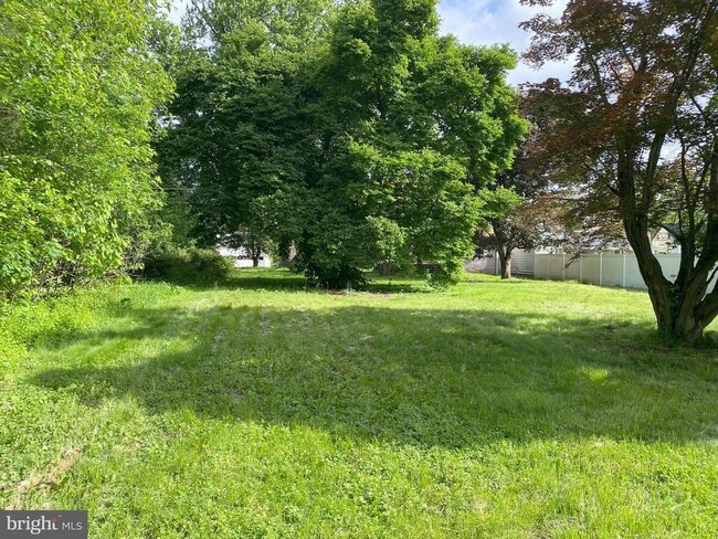 Building Photo - 7097 Union Deposit Rd