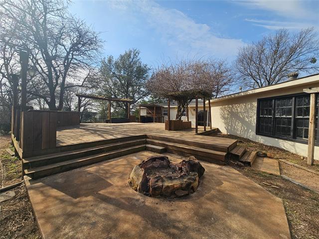 Building Photo - 3139 Southlake Park Dr