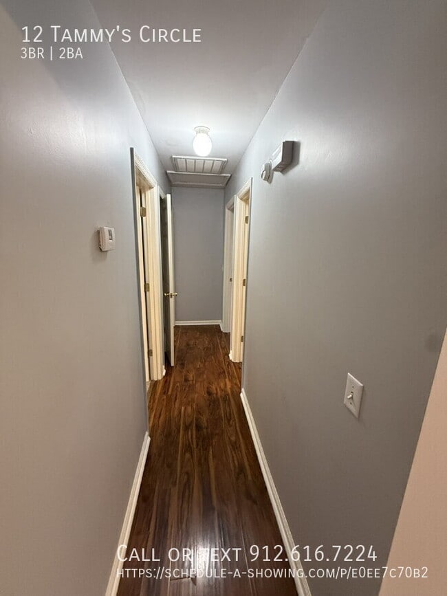 Building Photo - 12 Tammy's Cir