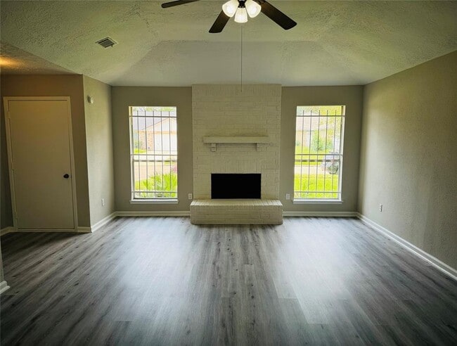 Building Photo - 15603 Raven Trail